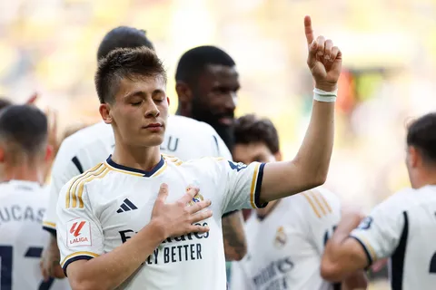 Real Madrid : un club de Liga débarque pour Arda Güler