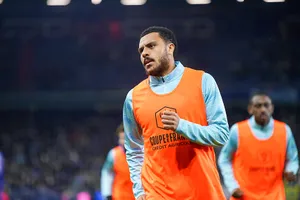 Mercato OM : le flop CJ Egan-Riley a une touche en Premier League