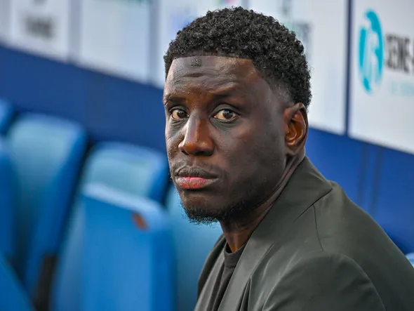 Mercato Le Havre : 14 fins de contrat à gérer… Nouveau casse-tête en perspective pour Demba Ba