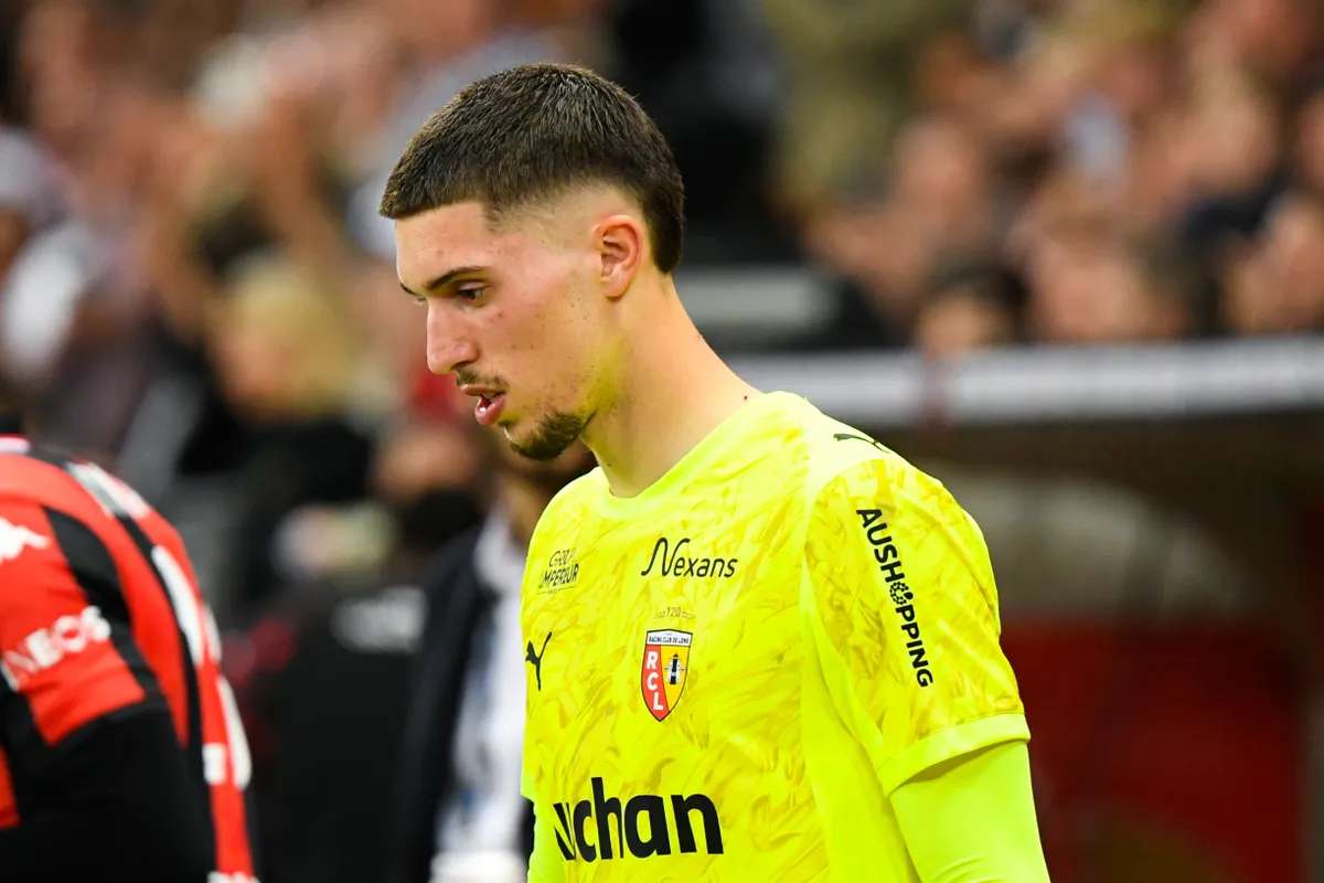 Mercato RC Lens : les dirigeants prêts à aller contre la volonté de Robin Risser ?