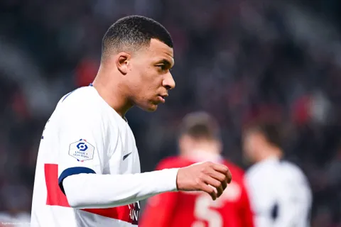 PSG : “Son attitude est déplorable”, Riolo détruit Mbappé