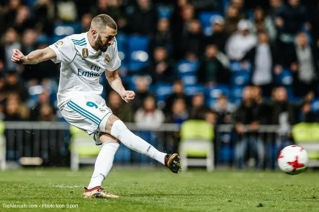 EdF : Ménez pense que Benzema a sa place chez les Bleus