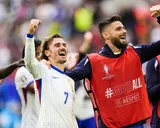 Giroud-Griezmann, séparés pour l’hommage… mais bientôt réunis ?