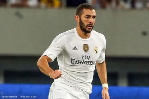 Man Utd : le club voulait aussi Varane et Benzema