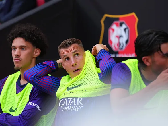 Mercato PSG : “il doit se battre”, Paris met déjà la pression sur une de ses recrues estivales