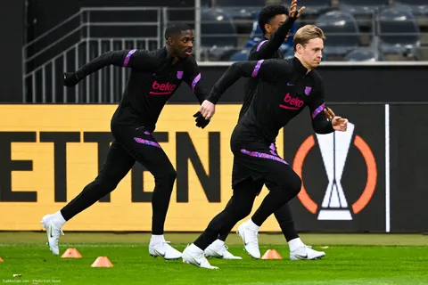 Manchester United : ça brule pour de Jong !