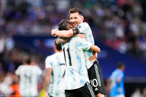 PSG : quintuplé, Messi continue la provoc’ en sélection !