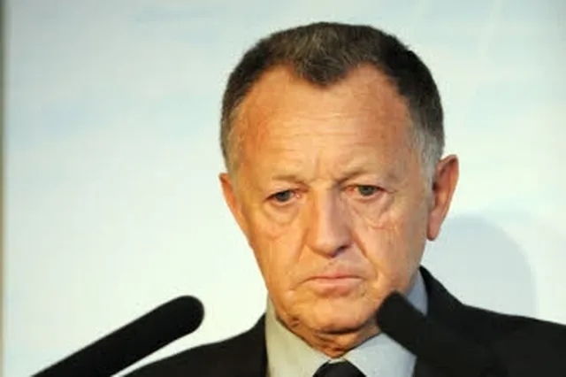 Aulas, le mercato et le dilemme Puel