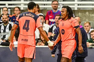 Mercato Barça : avenir scellé pour Araujo, Flick prend position sur Koundé