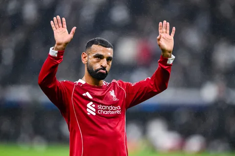 Mercato Liverpool – “Salah n’est pas un gamin, il mérite une explication” : une ex-star se paye Arne Slot
