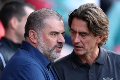 Mercato - Manchester United : une liste de 9 entraîneurs pour remplacer Ten Hag !