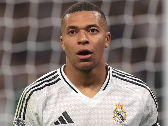 Didier Deschamps désigne les responsables de la “déprime” de Kylian Mbappé