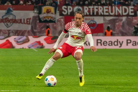 Mercato - PSG : une finale entre 2 cadors pour Xavi Simons !