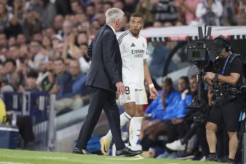 Real Madrid : le reproche de Kylian Mbappé à Carlo Ancelotti