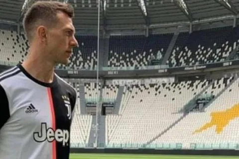 Juventus : l’étonnant nouveau maillot home a fuité