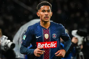 Mercato PSG : Senny Mayulu sur le départ ? Une nouvelle révélation dans le dossier