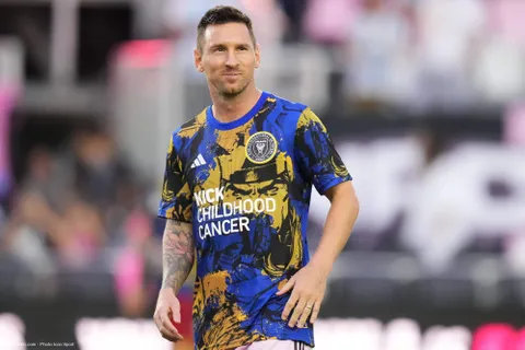 Mercato - Barça : une énorme bombe sur Messi !