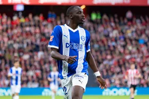 Mercato – L’ASSE en concurrence avec la L1 pour le défenseur Moussa Diarra ?