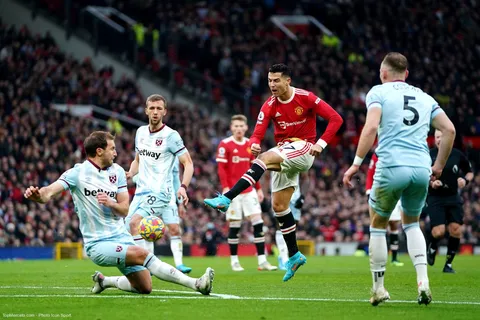 Man Utd : Ronaldo loué par un de ses anciens sélectionneurs