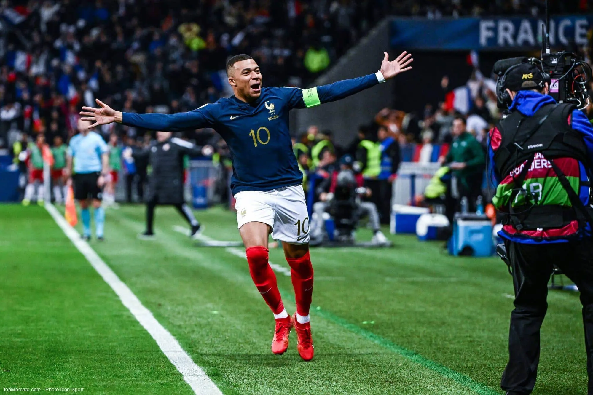 Laquelle de ces propositions sur le match France 14-0 Gibraltar n’est PAS vraie ?