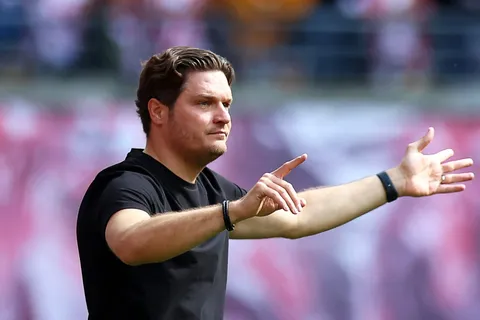 Mercato - Manchester United a contacté Edin Terzic !