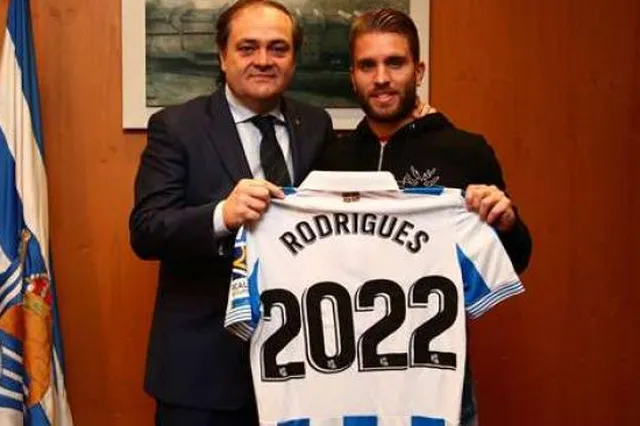 Real Sociedad : deux joueurs prolongent jusqu’en 2022 (Officiel)