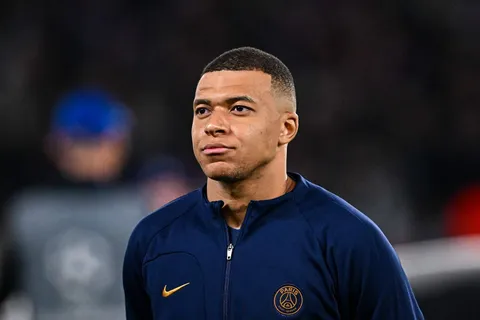 PSG : Mbappé ouvre déjà la porte à un retour !