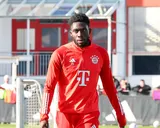 Bayern Munich : la virée parisienne de Davies fait polémique !