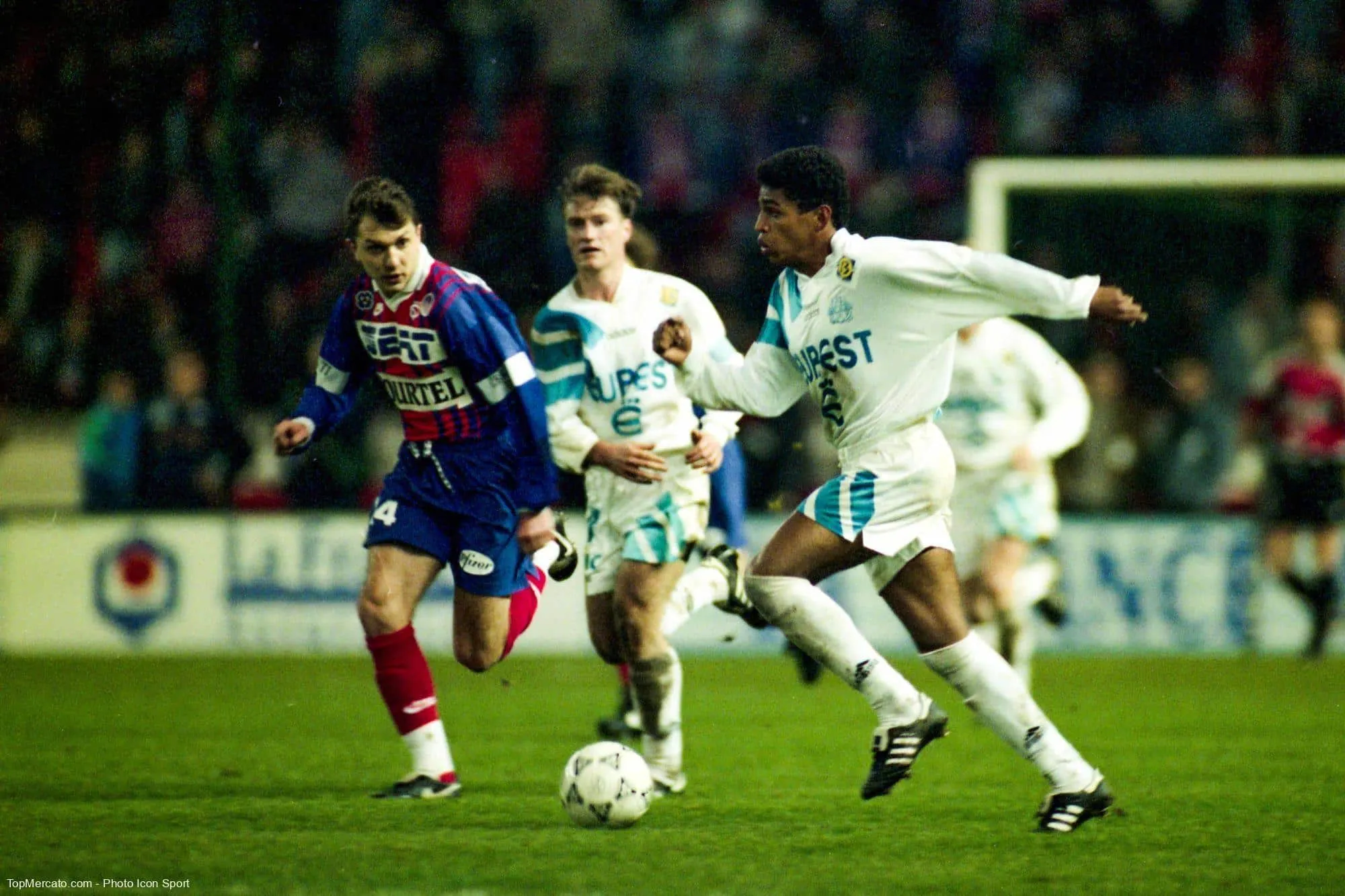 Avant de jouer à l’OL de 1999 à 2003, Sonny Anderson a brillé à l’OM durant 24 rencontres. Combien de buts le Brésilien a-t-il inscrit pour les Phocéens ?