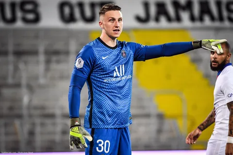 Officiel Mercato - PSG : Bulka rejoint Nice en prêt