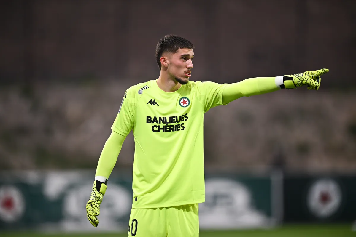 Robin Risser Red Star