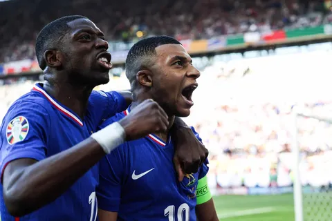 “C’est vraiment pour vous emmerder”, un coach de Ligue 1 provoque les Bleus !