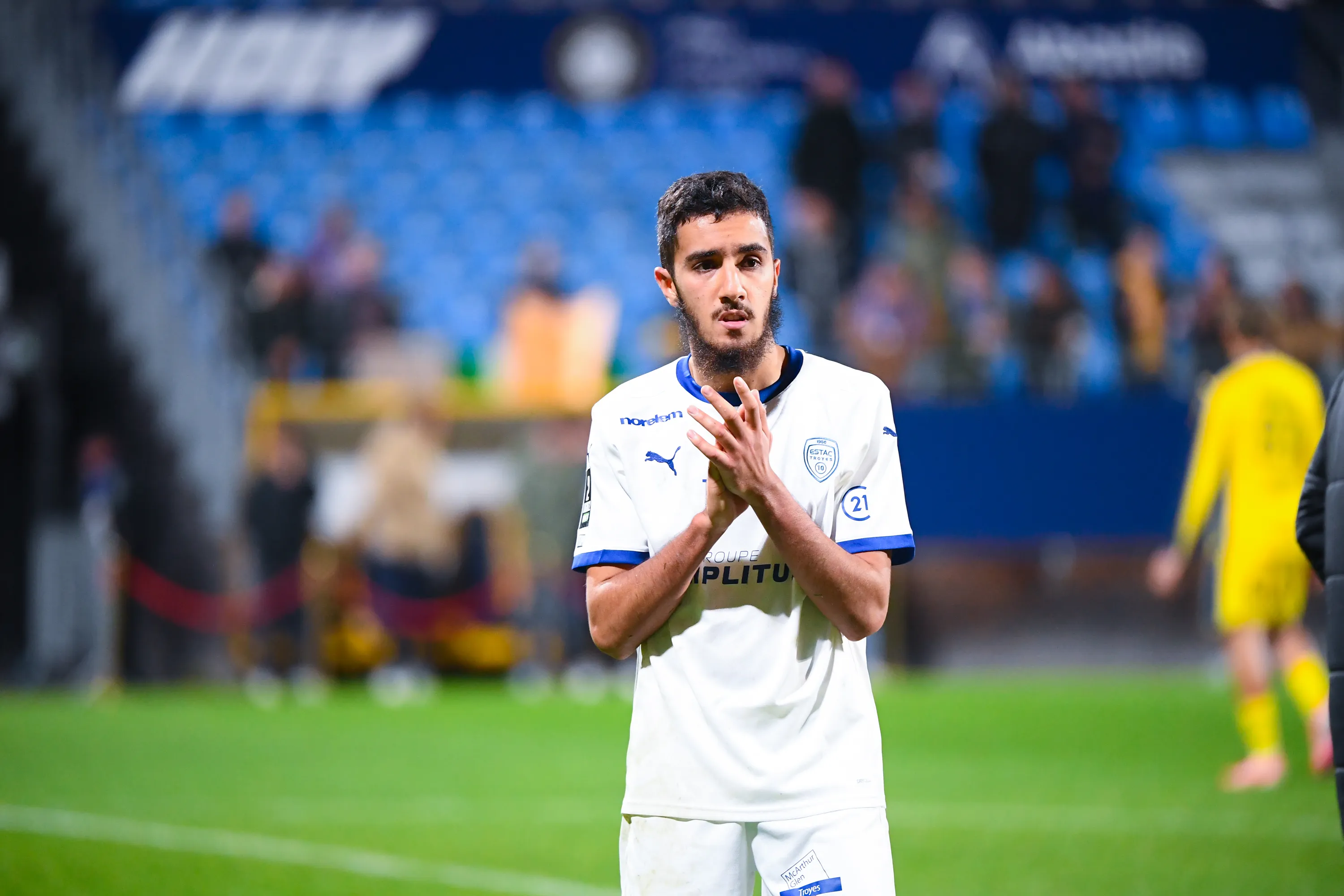 Giovani Versini Pau FC