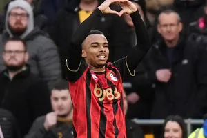 Barça, Arsenal : même à l’infirmerie, Eli Junior Kroupi agite déjà le mercato d’hiver !