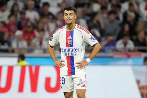Mercato OL : pourquoi les Gones n’ont touché que 22,6 M€ de la vente de Mikautadze