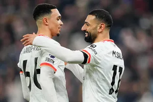 Mercato Liverpool : “il pourrait rester”… Un revirement de situation inattendu avec un partant annoncé ?