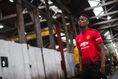 Man Utd : Keane accuse Pogba de lâcher Mourinho