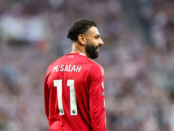 Mercato Liverpool : une surprise allemande pour succéder enfin à Mohamed Salah ?