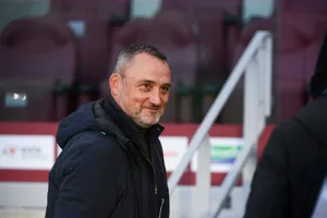 Mercato – Rennes débarque sur un défenseur de L1 convoité en Premier League