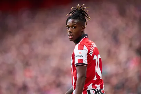 Mercato PSG : Nico Williams prêt à se remettre sur le marché ? Paris parmi les 7 clubs sondés