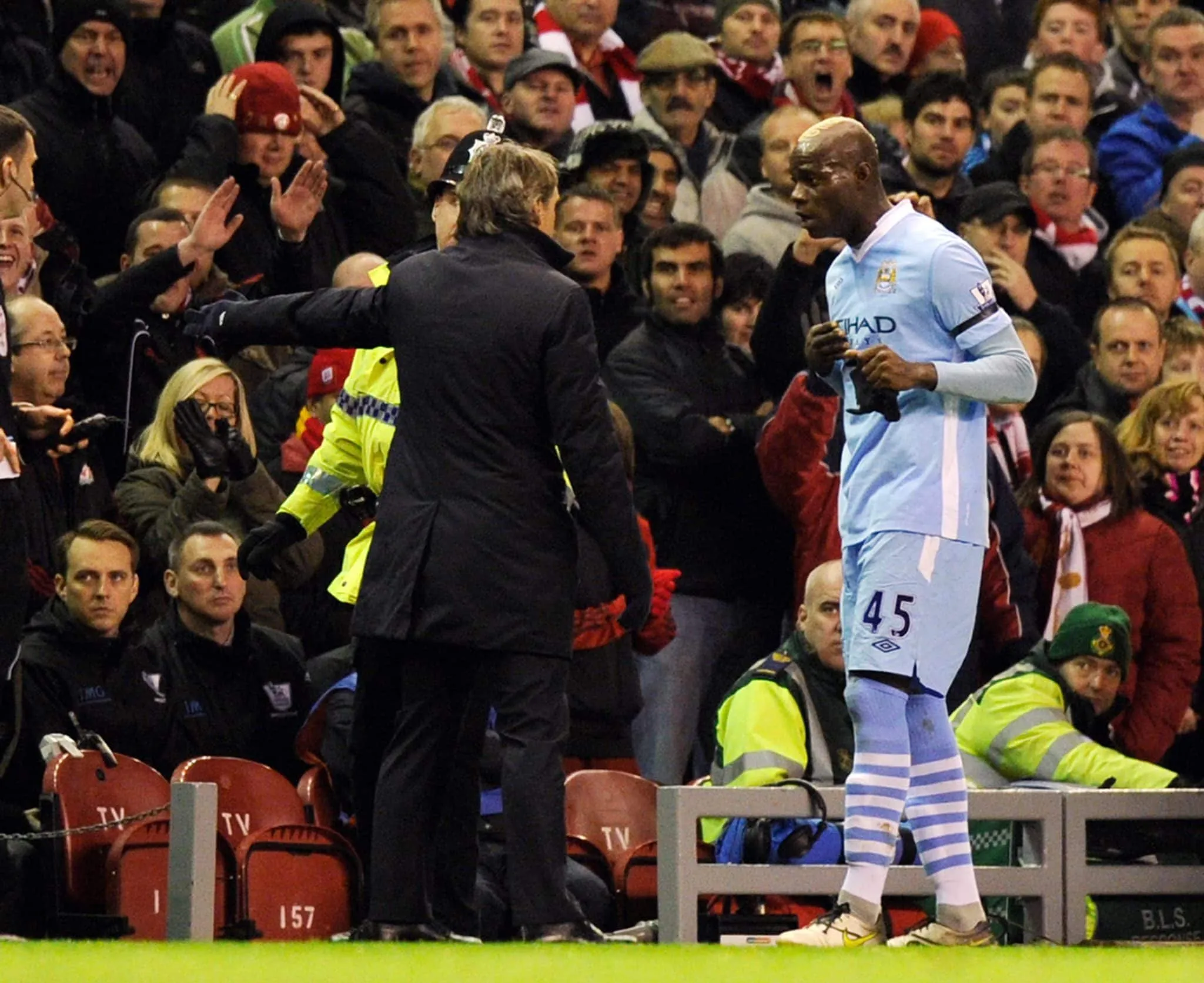 Laquelle de ces propositions sur la relation entre Mario Balotelli et Roberto Mancini, qui se sont connus à l’Inter, à Manchester City et en équipe d’Italie, est FAUSSE ?