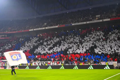 Mercato OL : “un guerrier qu’on souhaite voir rester”, le Groupama Stadium prend position sur l’avenir d’un cadre