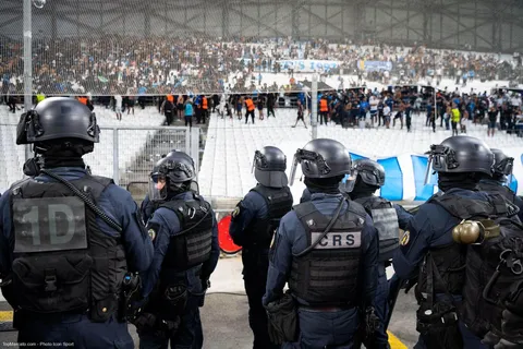 Incidents en tribune : L’OM hausse le ton contre certains de ses supporters