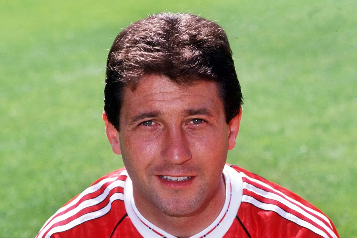 Ralph Milne Manchester United