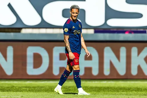 Mercato - Manchester United officialise un deal XXL en attaque