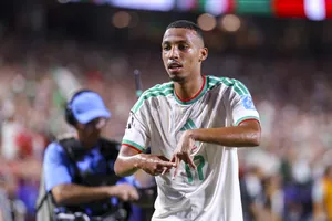 Mercato – Un cador de L1 lâche une offre pour le Mondialiste algérien Rafik Belghali