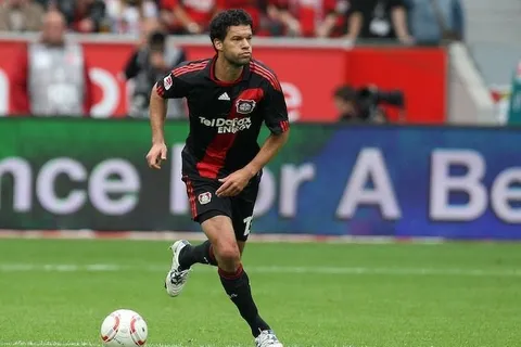 Ballack joue sa dernière partition à Leverkusen