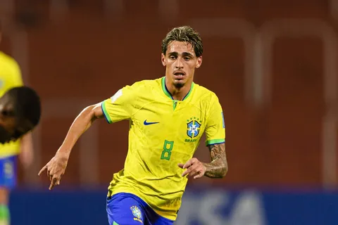 Mercato - OL : John Textor fond pour un crack brésilien