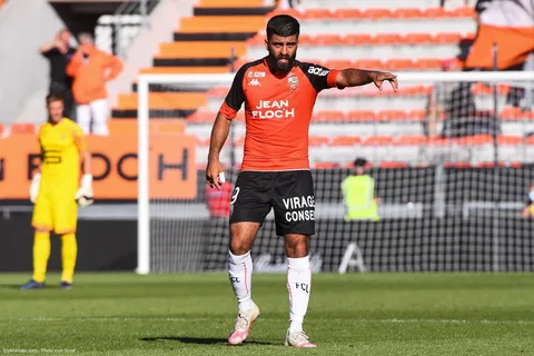 Officiel Mercato - Lorient : un départ en Turquie pour Bozok
