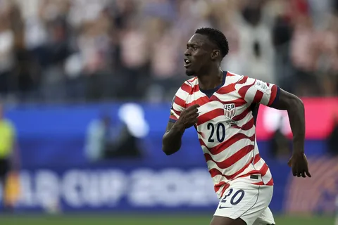 Mercato Monaco : l’effet Coupe du monde 2026, la Premier League s’arrache Folarin Balogun !